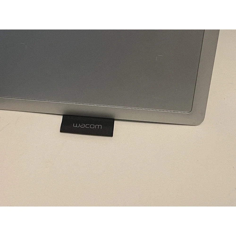 Wacom CTH-470/S Bamboo Touch Digital Drawing Graphics Tablet. untested